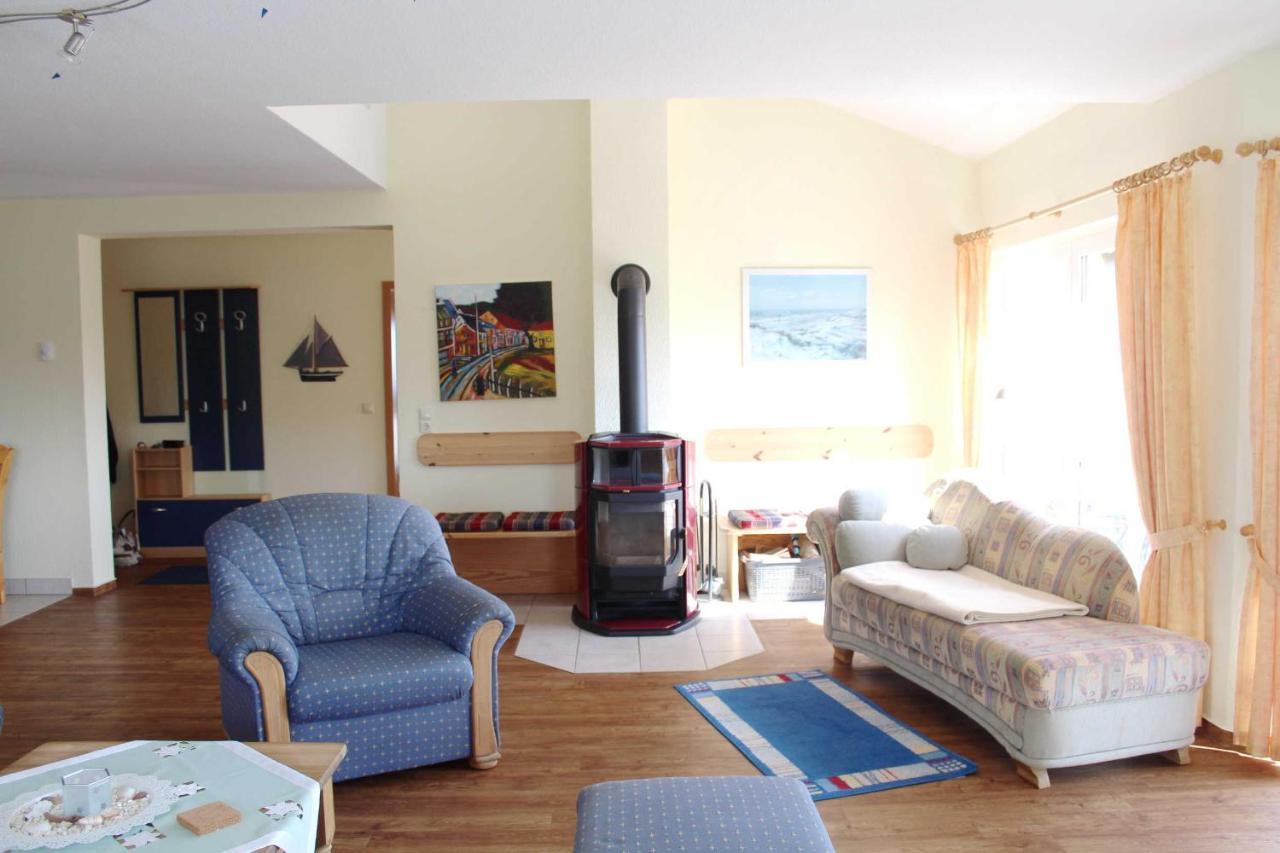 Ueckermünde Ferienwohnung Am Schloss מראה חיצוני תמונה